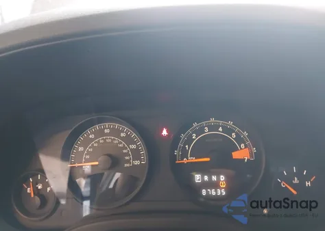 2014 Jeep Patriot Sport z USA, uszkodzony, nr VIN 1C4NJPBA9ED844054